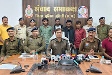 मुंगेली पुलिस द्वारा ‘‘ऑपरेशन बाज’’ के तहत ट्रेक्टर एवं मोटर सायकल सहित 04 आरोपियो को किया गया गिरफ्तार एवं 01 अपचारी बालक पर किया गया कार्यवाही