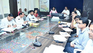 पीएमश्री निर्माणाधीन स्कूल भवनों को जल्द पूरा करने और आधार पंजीयन में तेजी लाने के निर्देश