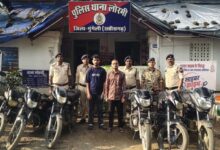 मोटरसाइकिल चोरी गिरोह का खुलासा, दो आरोपी गिरफ्तार, 2.10 लाख की 6 बाइक जब्त